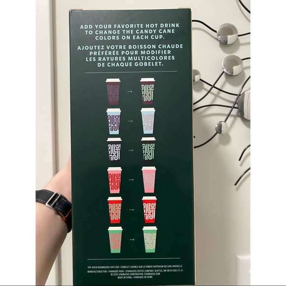 Starbucks Holiday Colour Changing Hot Cups - Picture 2 of 2